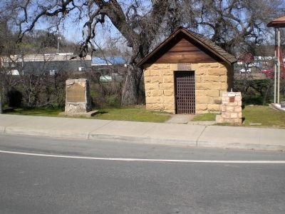Lower Lake Stone Jail and Marker image. Click for full size.