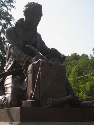 Closeup of Thomas Paine Statue image. Click for full size.