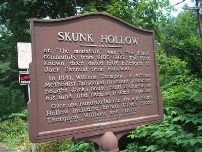 Skunk Hollow Marker image. Click for full size.