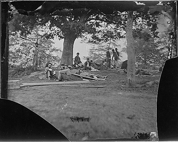 Wounded Soldiers at Marye's Heights image. Click for full size.