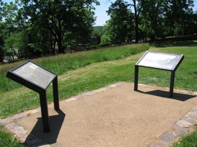 Confederate Artillery and Willis Hill Building Markers. Click for full size. Confederate Artillery and Willis Hill Building Markers image. Click for full size.
