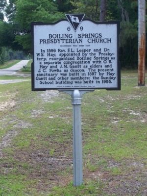 Boiling Springs Presbyterian Church Marker. Click for full size. Boiling Springs Presbyterian Church Marker image. Click for full size.