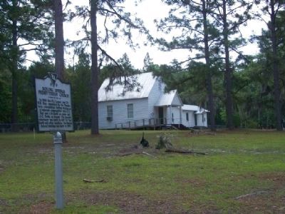 Boiling Springs Presbyterian Church and Marker. Click for full size. Boiling Springs Presbyterian Church and Marker image. Click for full size.