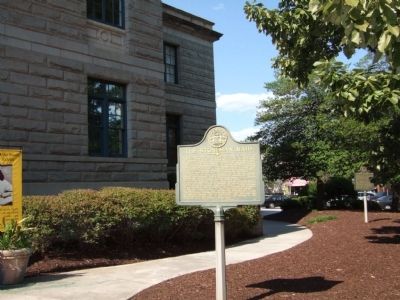 The Stoneman Raid Marker on the square in Decatur. image. Click for full size.