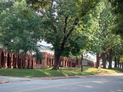 Marker at the West Range Student Rooms and Pavilions image. Click for full size.