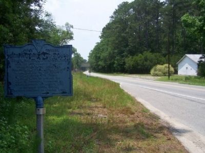 General Greene At The Round O Marker, looking South along US 17A image. Click for full size.