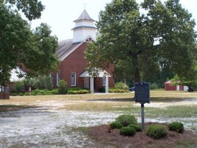Mt. Pleasant Church and Marker image. Click for full size.