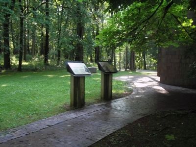 Marker in Jockey Hollow. Click for full size. Marker in Jockey Hollow image. Click for full size.
