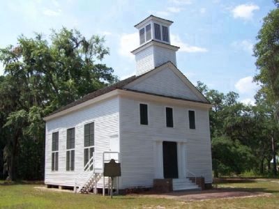 Dorchester Presbyterian Church, new coat of paint in 2008 image. Click for full size.