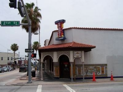 Columbia Restaurant second entrance at East 21st Street image. Click for full size.