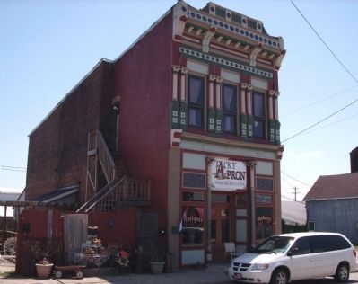 Tacky Apron Antiques & Bakery - Building. Click for full size. Tacky Apron Antiques & Bakery - Building image. Click for full size.