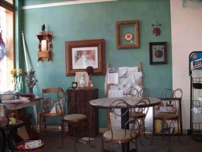 Tanky Apron Antiques. Click for full size. Tanky Apron Antiques image. Click for full size.