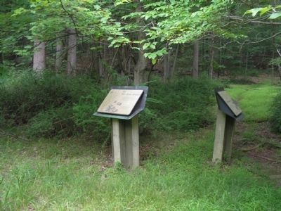 Markers in Jockey Hollow image. Click for full size.