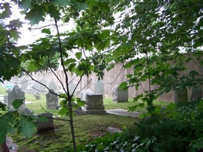 Holy Trinity Churchyard image. Click for full size.