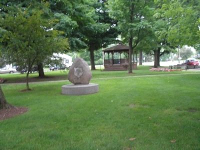 Marker on the Fort Edward Green. Click for full size. Marker on the Fort Edward Green image. Click for full size.