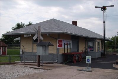 Linden Indiana Railroad Depot image. Click for full size.