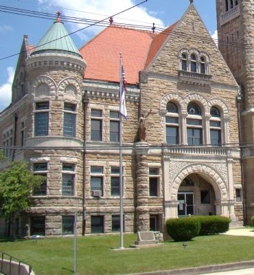 Monument at the Randolph County Courthouse image. Click for full size.