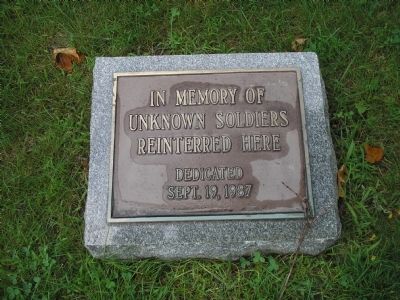 Unknown Soldiers Marker. Click for full size. Unknown Soldiers Marker image. Click for full size.