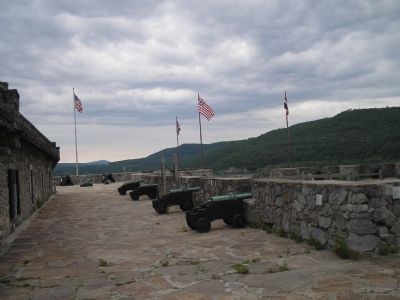 Artillery at the North Face of the Fort image. Click for full size.
