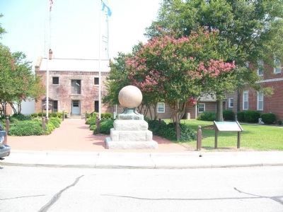 Currituck County Courthouse Marker. Click for full size. Currituck County Courthouse Marker image. Click for full size.