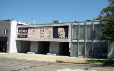 Mural on Fairfield County District Library Service Building image. Click for full size.