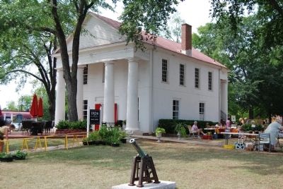 Farmers Hall During a July Farmer's Marker image. Click for full size.