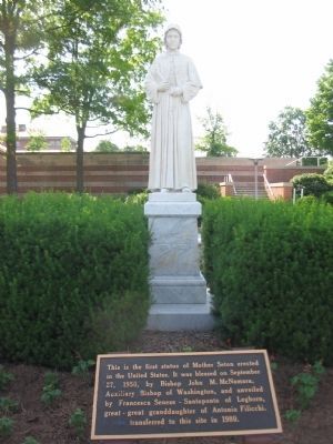 St. Elizabeth Ann Seton Statue image. Click for full size.