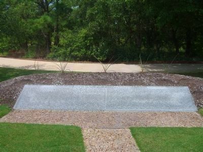 Dare County's Tribute to Veterans Side Marker </b>(North Side) image. Click for full size.