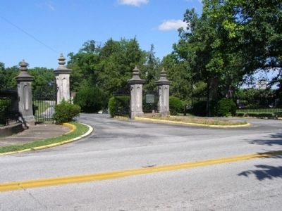Entrance to the Frankfort Cemetery. Click for full size. Entrance to the Frankfort Cemetery image. Click for full size.