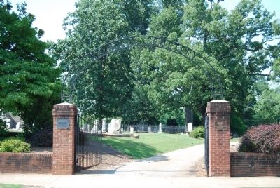Magnolia Cemetery Entrance image. Click for full size.