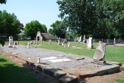 Magnolia Cemetery image. Click for full size.