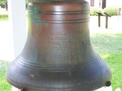 Aiken County Courthouse Bell close-up image. Click for full size.