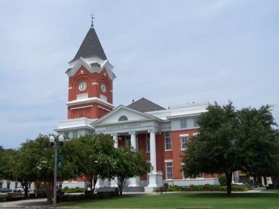 The March to the Sea Marker, located at Bulloch County Courthouse image. Click for full size.