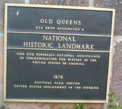 Queen�s College Marker image. Click for full size.