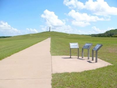 The 1901 Glider, 1902 Glider, and 1903 Flyer Markers image. Click for full size.