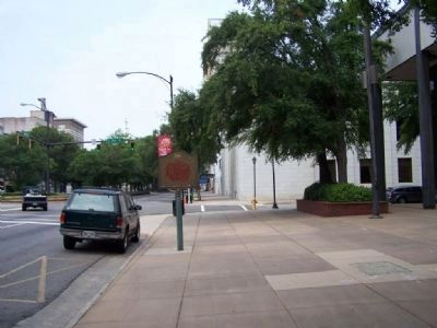 Marker along Broad Street, looking west. Click for full size. Marker along Broad Street, looking west image. Click for full size.