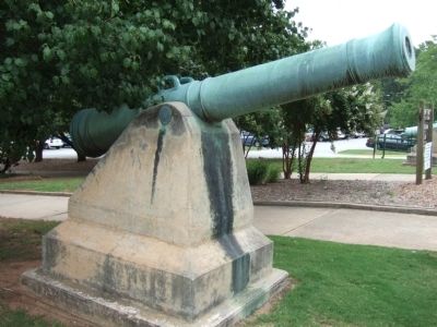 One of the Cannons at the Grant Park Marker image. Click for full size.