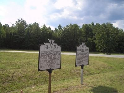 Marker on Warwick Blvd. Click for full size. Marker on Warwick Blvd image. Click for full size.
