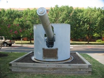 6 inch - 30 caliber gun from the USS Maine. Click for full size. 6 inch - 30 caliber gun from the USS Maine image. Click for full size.