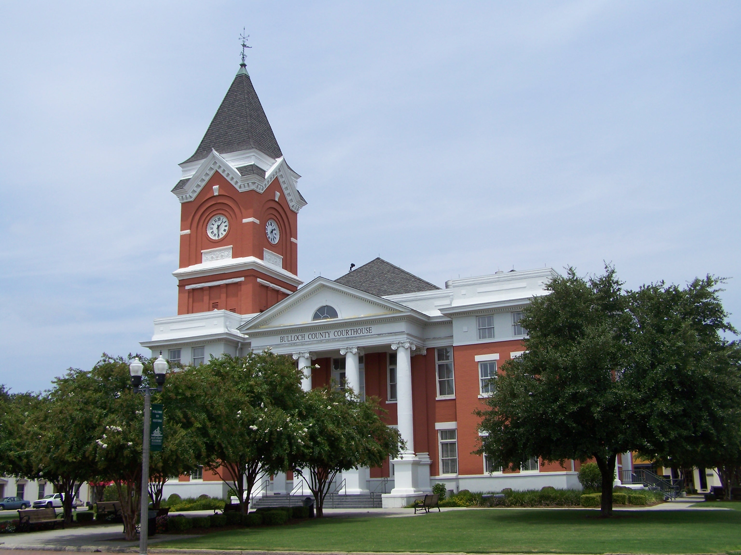Photo: Bulloch County Courthouse at Statesboro