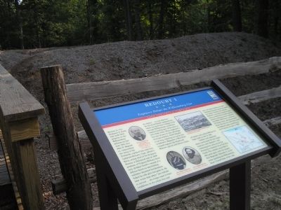 Marker in in Redoubt Park image. Click for full size.