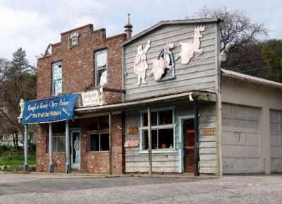 Town Buildings image. Click for full size.