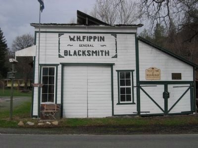 Fippin's Blacksmith Shop image. Click for full size.
