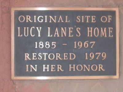 Plaque on Building Behind Hitching Post image. Click for full size.