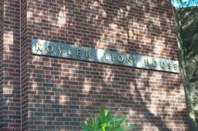 Close up of sign in front of the Kovler Lion House. image. Click for full size.