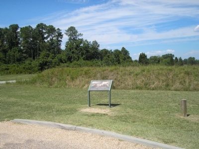 Marker on the Yorktown Battlefield image. Click for full size.