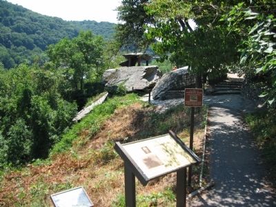Jefferson Rock Markers. Click for full size. Jefferson Rock Markers image. Click for full size.