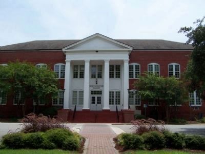 Marvin Summers Pittman Administration Building, Georgia Southern University. Click for full size. Marvin Summers Pittman Administration Building, Georgia Southern University image. Click for full size.