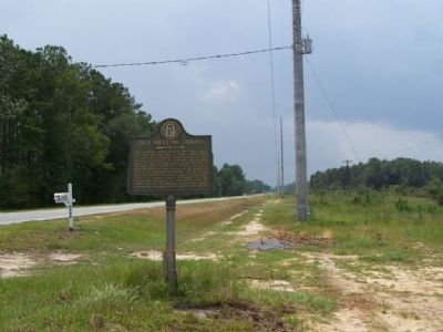 Old Meeting House Marker, looking south along US 17 image. Click for full size.