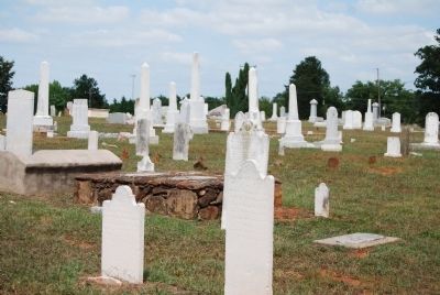 Roberts Church Cemetery image. Click for full size.